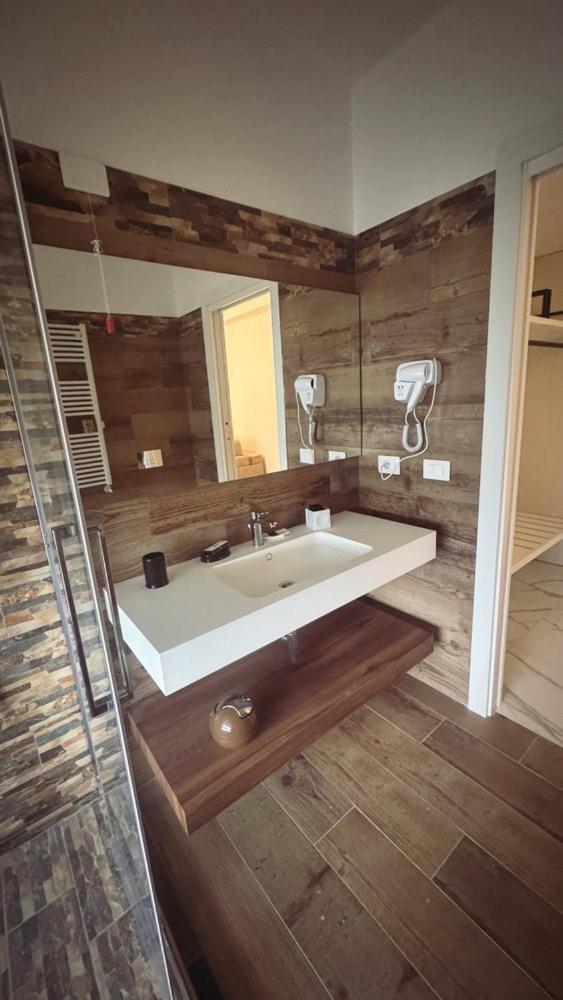 B&B Glass Paradise Катандзаро Экстерьер фото